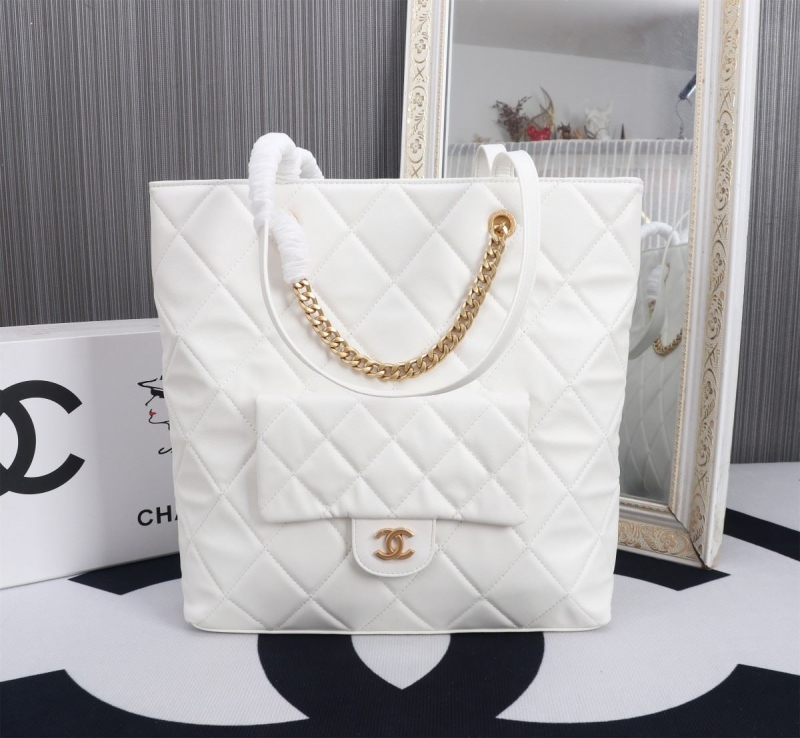 Ch**el shopping bags